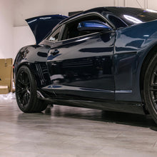 Load image into Gallery viewer, 2010-2015 Chevy Camaro Evo Style Gloss Black Side Skirt Rockers