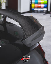 Load image into Gallery viewer, 2010-2015 Chevy Camaro ZL1 1LE Full Carbon Fiber 1pc Rear Spoiler Style