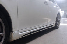 Load image into Gallery viewer, 2007-2012 Lexus ES240 ES350 WI Style Side Skirts - Carbonado