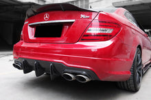 Load image into Gallery viewer, 2012-2014 Mercedes Benz W204 C Class &amp; C63 AMG Carbon Fiber Rear Lip Diffuser - Carbonado