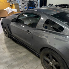 Load image into Gallery viewer, 2010-2014 Mustang S197 GT350 S550 Style Side Skirt Gloss Black