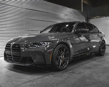 Load image into Gallery viewer, Vorsteiner BMW G8X M3 | M4 V-FF 103 Flow Forged Wheel Package 19x10 | 20x10 Carbon Graphite