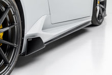 Load image into Gallery viewer, Vorsteiner Mondiale Edizione Glossy Carbon Fiber Aero Side Blade Lamborghini Huracan 2015+