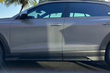 Load image into Gallery viewer, 2020-2023 Audi RSQ8 AD Style Dry Carbon Fiber Fender Flare Wheel Trims