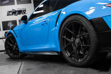 Load image into Gallery viewer, 2013-2019 Porsche 911 991 Turbo/S GT2RS Style Side Skirts - Carbonado