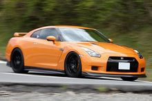 Load image into Gallery viewer, 2008-2016 Nissan GTR R35 CBA/DBA ZEL Style Carbon Fiber Side Skirts - Carbonado