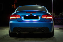 Load image into Gallery viewer, 2008-2013 BMW 3 Series E93 M3 CLS Style Carbon Fiber Trunk - Carbonado