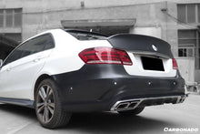Load image into Gallery viewer, 2010-2016 Mercedes Benz E Class W212 WD Style Carbon Fiber Trunk Spoiler - Carbonado