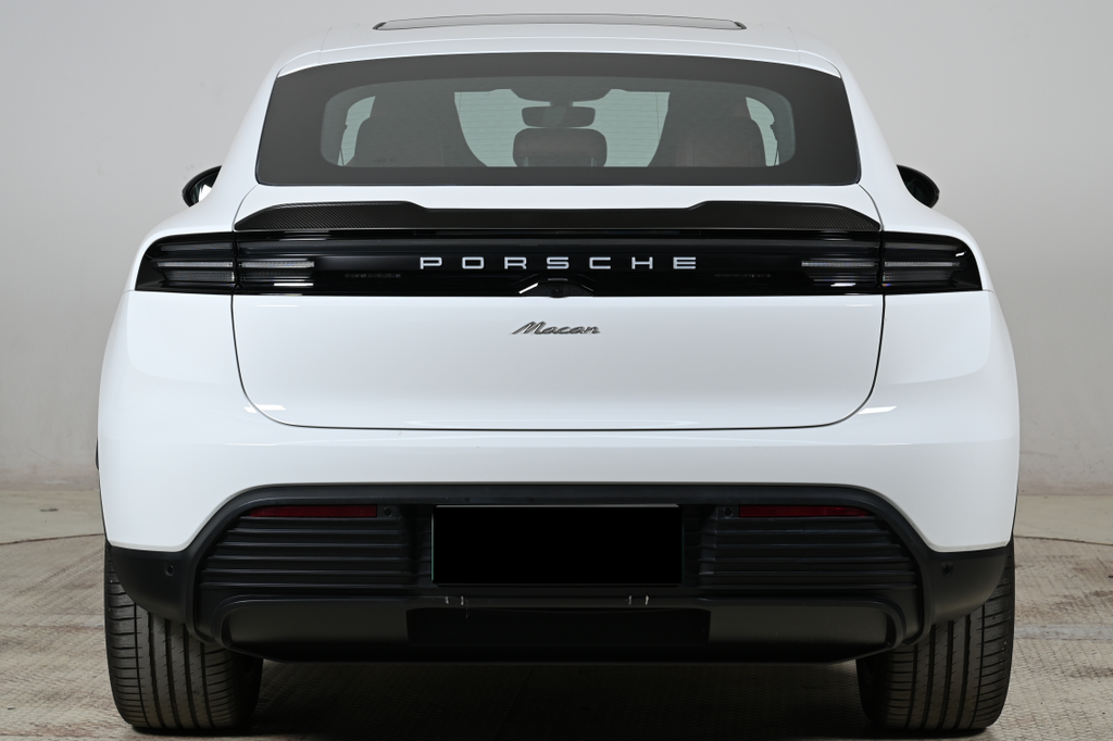Carbonado 2024-2025 Porsche 95c Macan KDA Style Dry Carbon Fiber Trunk Spoiler - Carbonado