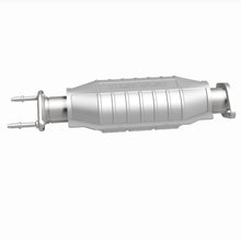 Load image into Gallery viewer, MagnaFlow Conv DF 98-00 Kia Sportage Rear