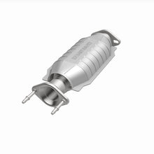 Load image into Gallery viewer, MagnaFlow Conv DF 98-00 Kia Sportage Rear