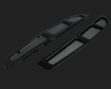 Load image into Gallery viewer, Novitec Carbon Fiber Engine Compartment Ventilation Louver Covers Ferrari 430 Spider 04-09