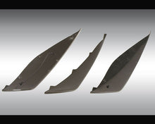 Load image into Gallery viewer, Novitec Diffusor Fins in Visible Carbon for Ferrari California T 15-17