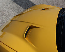Load image into Gallery viewer, Novitec Carbon Fiber Engine Bonnet Maserati GranTurismo 08-17