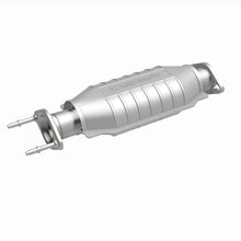 Load image into Gallery viewer, MagnaFlow Conv DF 98-00 Kia Sportage Rear